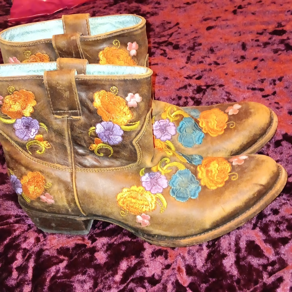Corral Cowboy boots